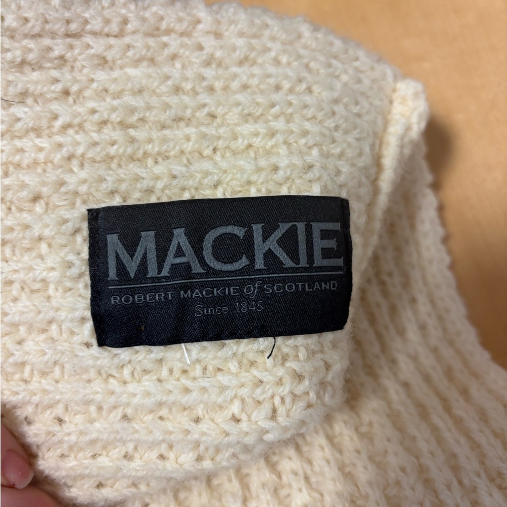 Robert Mackie x Canada Goose Capsule Wool Infinity Scarf